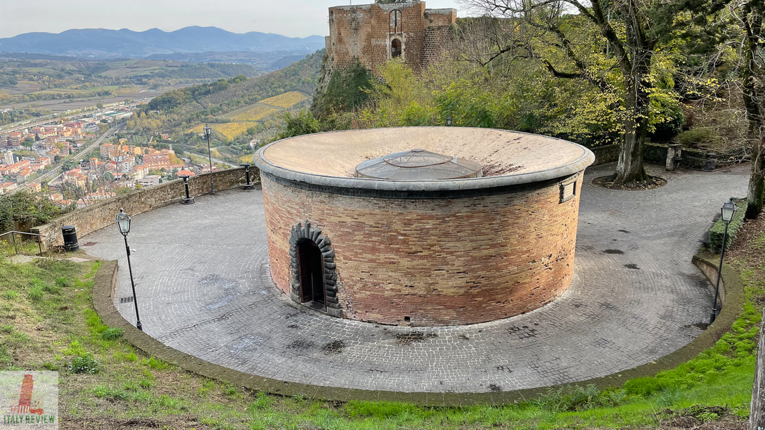 Pozzo di San Patrizio: St.Patrick's Well - Italy Review